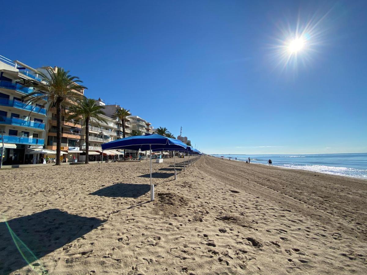 House On The Beach Calafell Eksteriør billede
